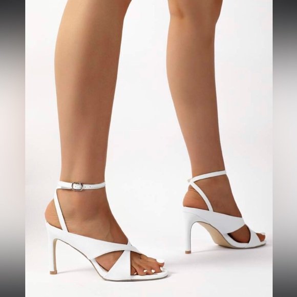 NWT-Criss Cross Stiletto Heeled Ankle Strap Sandals - Picture 6 of 10